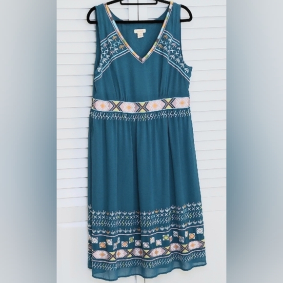 Sundance Dress, Size 16, Teal Blue Sleeveless, Embroidered Southwest Style Vneck - Picture 3 of 9